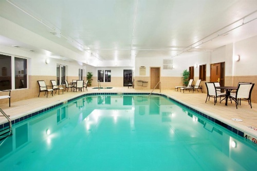 Holiday Inn Express Hotel & Suites Mattoon image 11