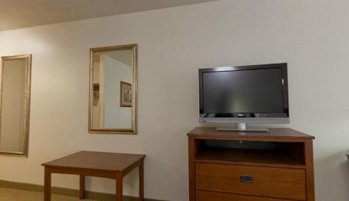 Holiday Inn Express Hotel & Suites Mattoon image 31